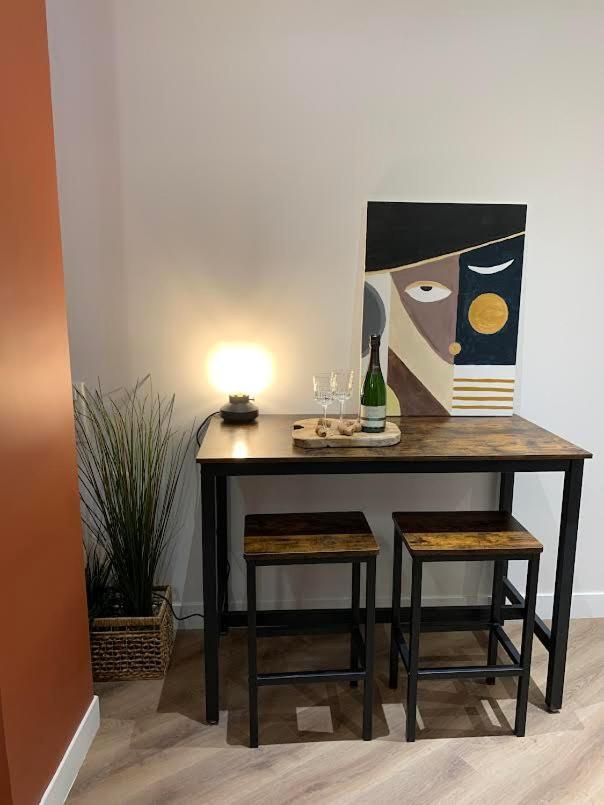 V' Appart Spa Troyes Bagian luar foto